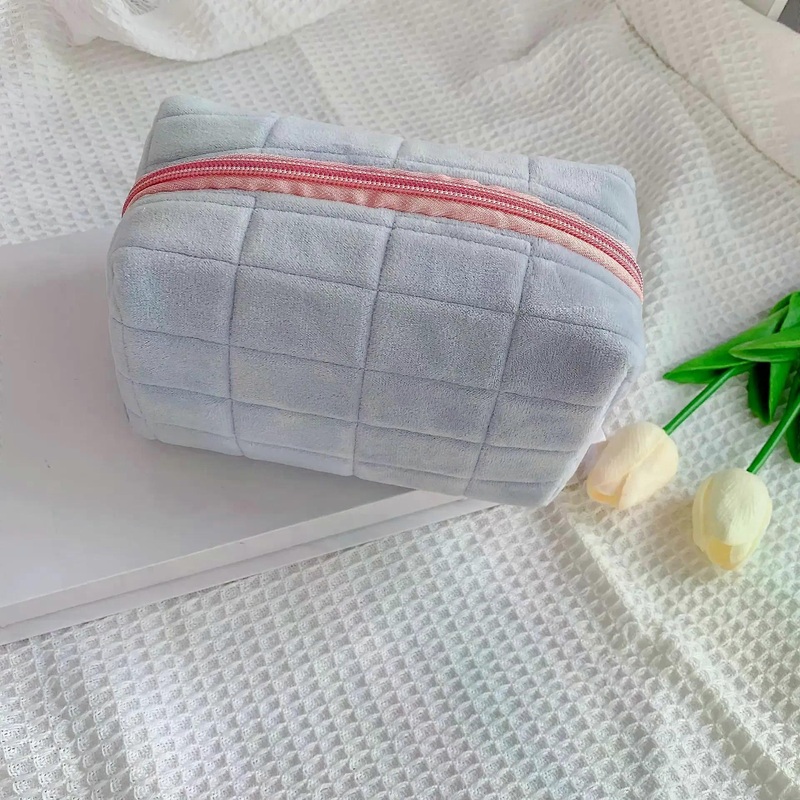 Zipper Large Solid Color Cosmetic Bag Cute Makeup Bag For Women Travel Make Up Toiletry Bag Washing Pouch Plush Pen Pouch